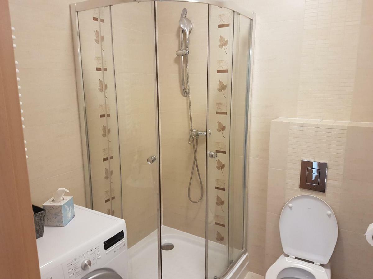 Apartament Z Ogrodkiem Pomerania Kolobrzeg Luaran gambar